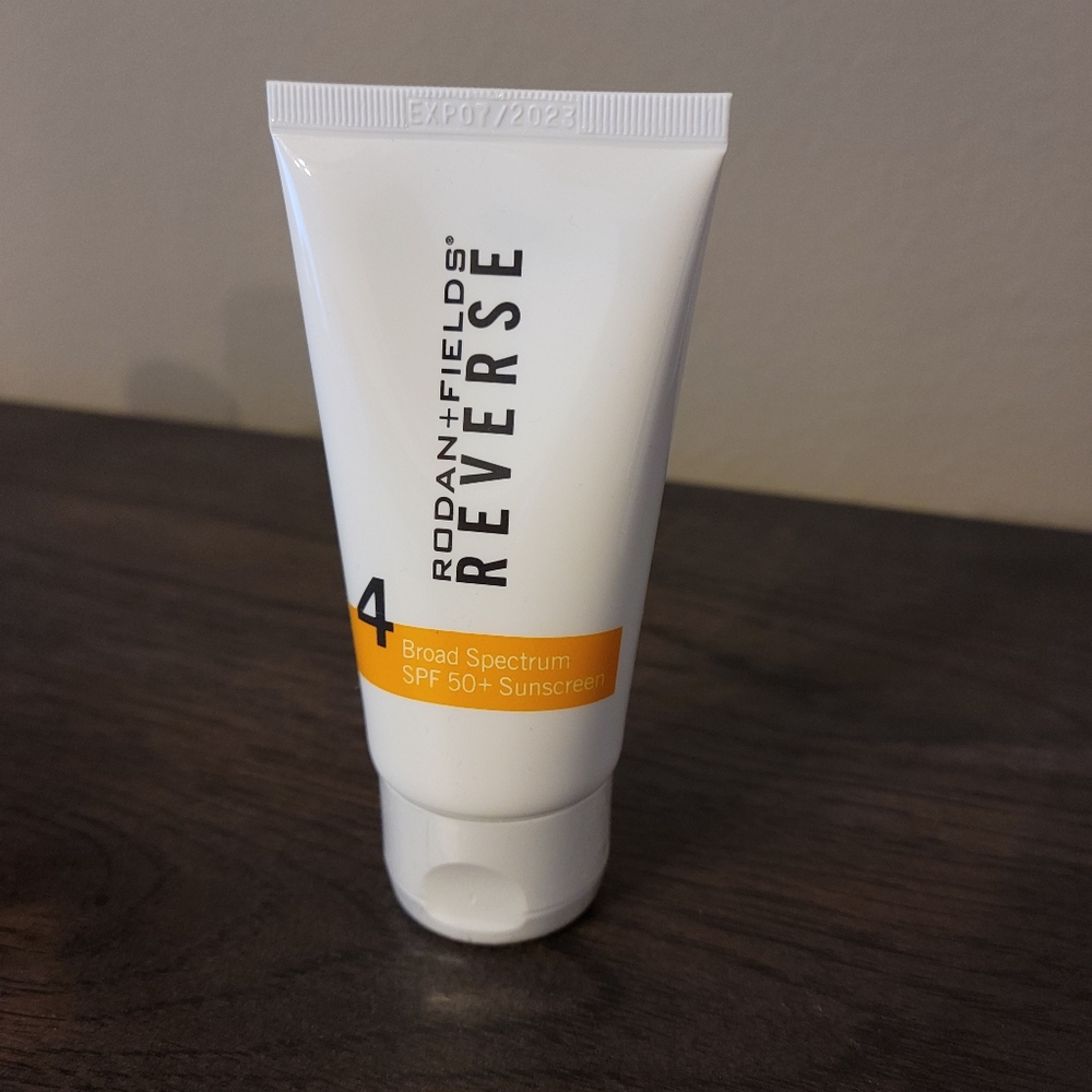 R+F Reverse Sunscreen